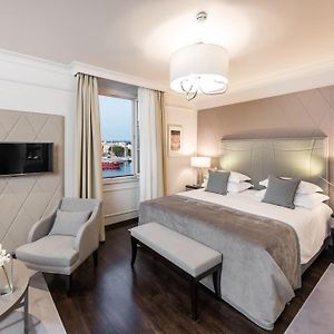Camera deluxe con letto king size